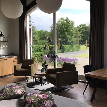 Bed & Breakfast De Veluwe Hoeve *